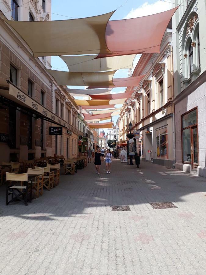 Sunny City Center Pécs Eksteriør bilde